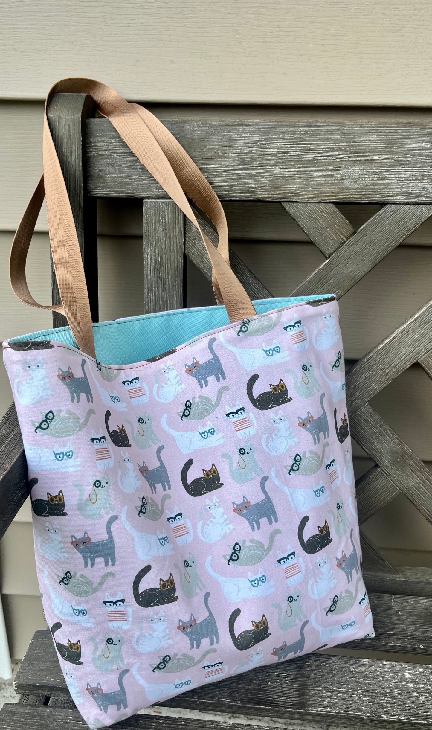 Cat tote